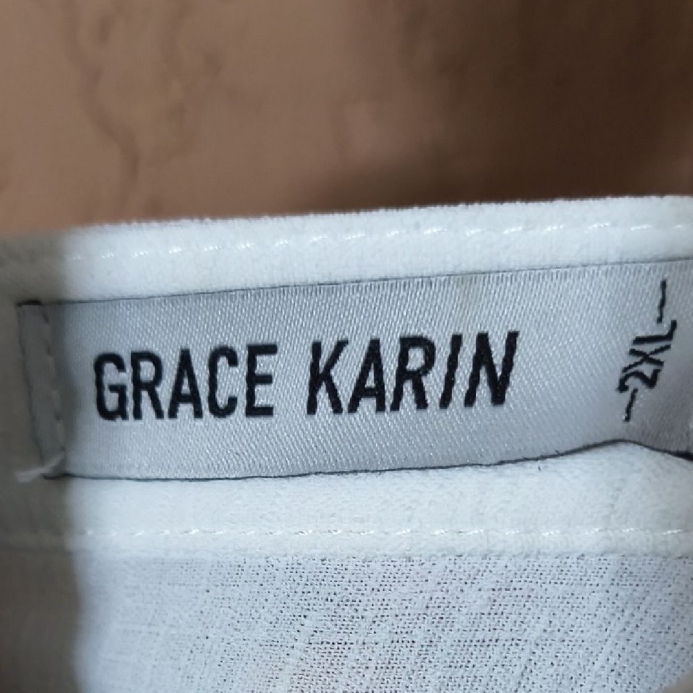 Grace Karin Off White Button Down Blouse with Lace Detail Bell Sleeves Size 2X - Picture 2 of 7